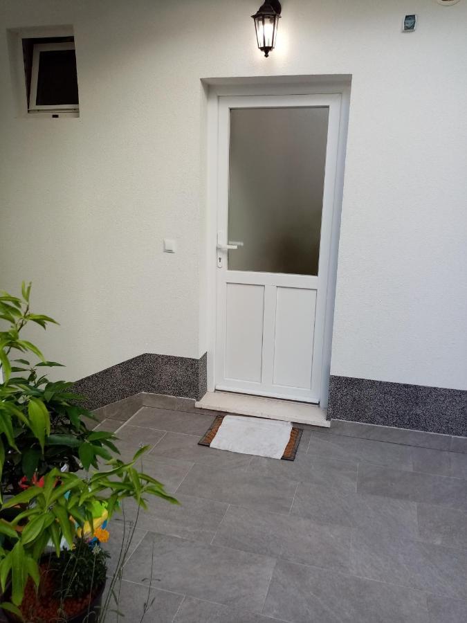 Udobna Soba Za Dvoje Hvar Town Exterior foto